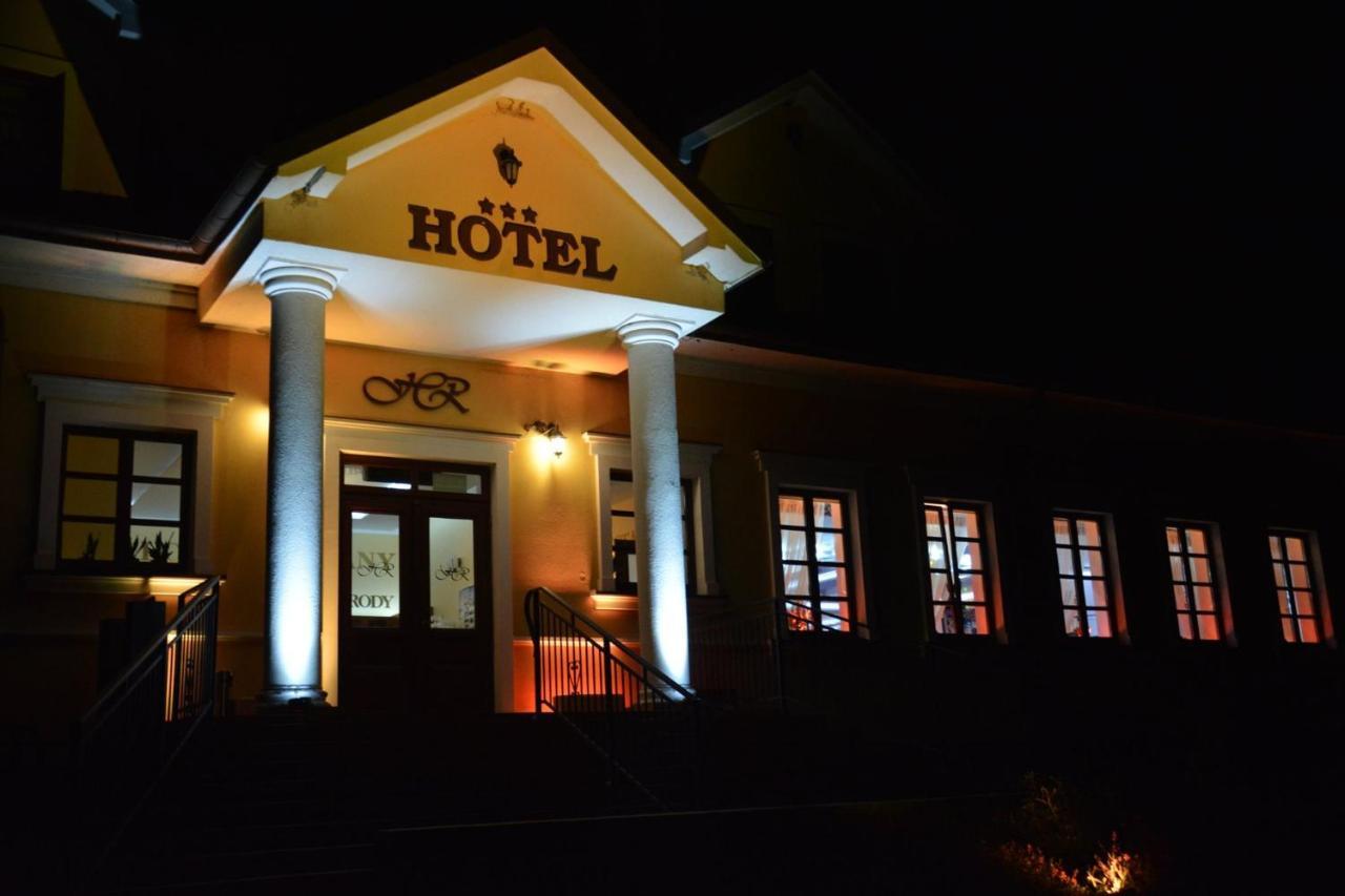 Hotel Rytwiany Εξωτερικό φωτογραφία