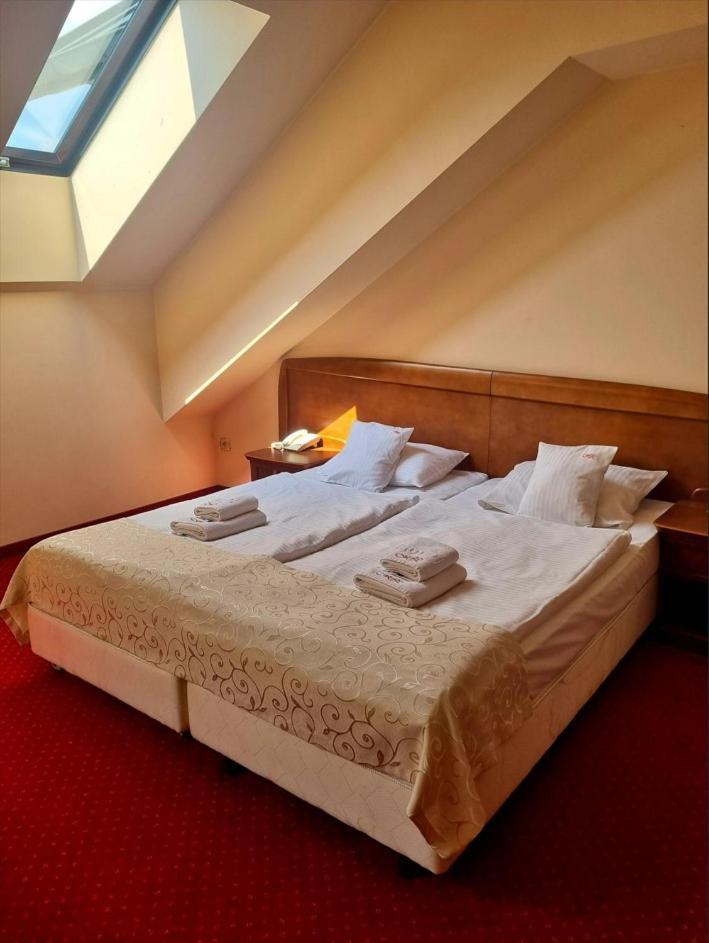Hotel Rytwiany Εξωτερικό φωτογραφία